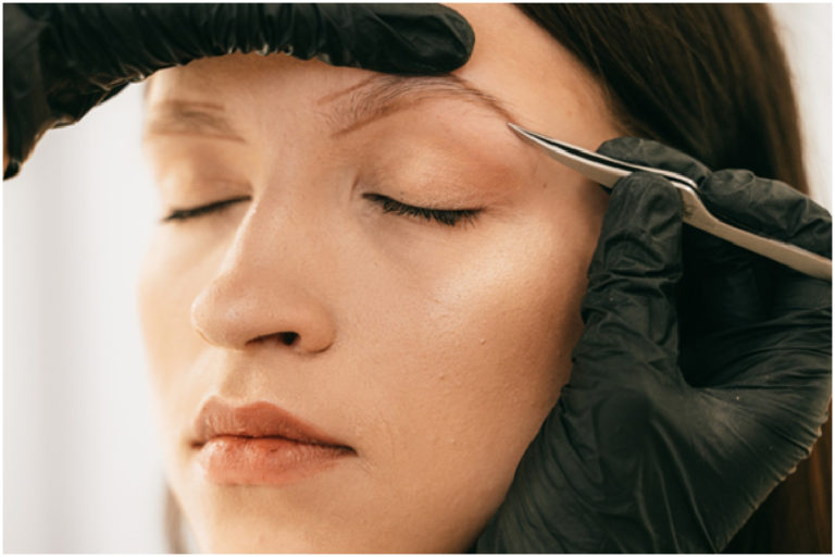 How to Get Thicker Eyebrows — 4 Tips to Thicken Your Eyebrows