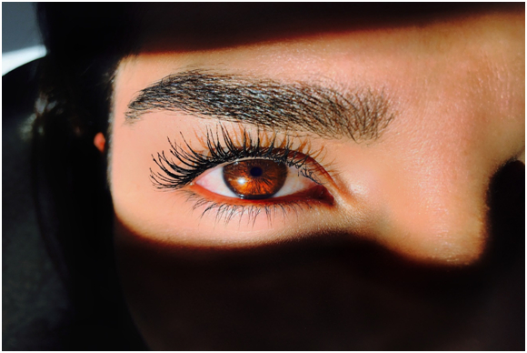 Tips to Thicken Your Eyebrows