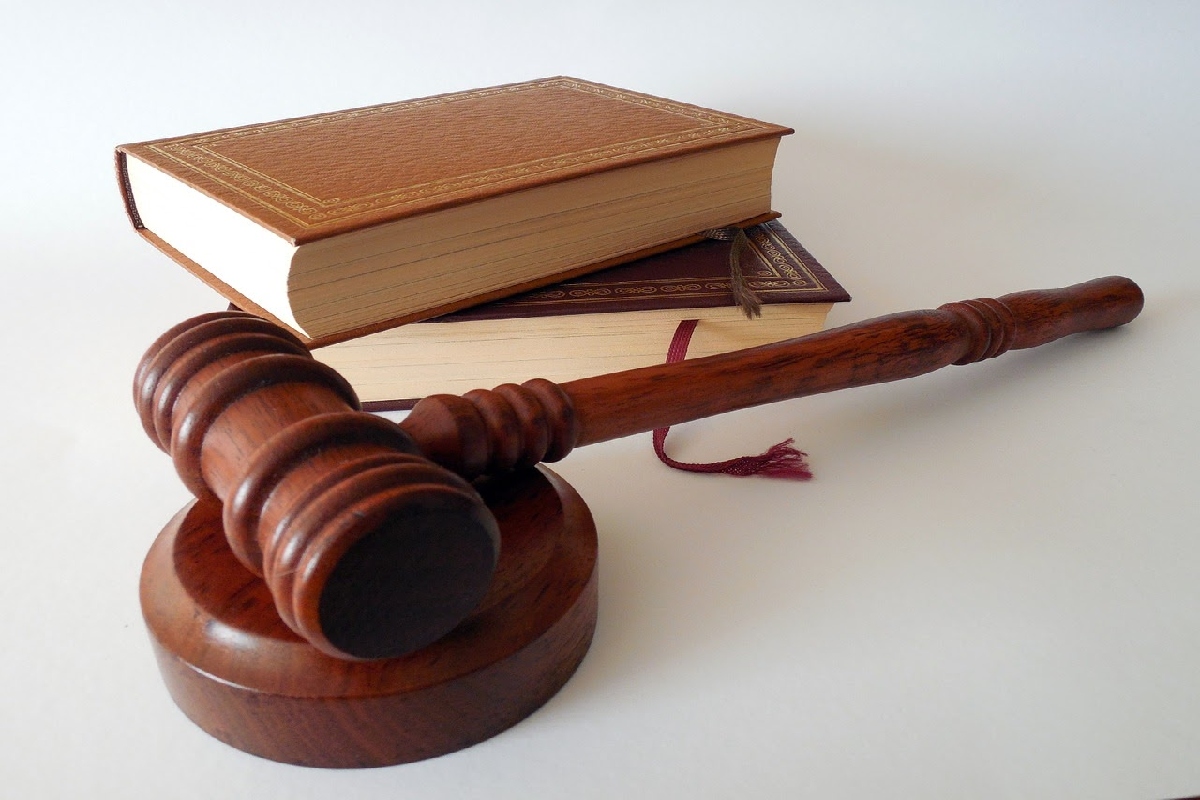 When to Hire an Attorney for a Divorce or Child Custody Case