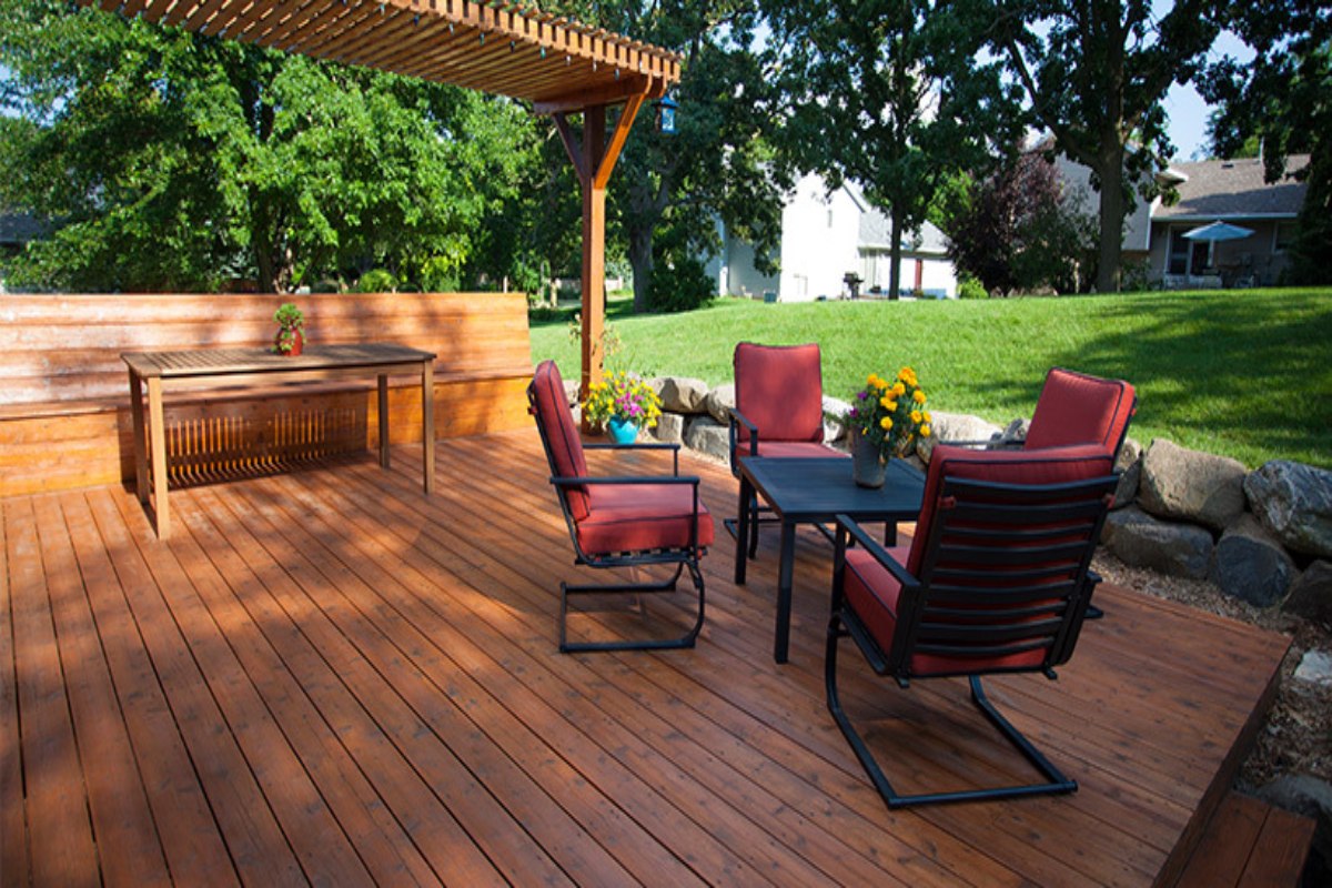 The Best Types of Woods That Make Amazing Looking Decks