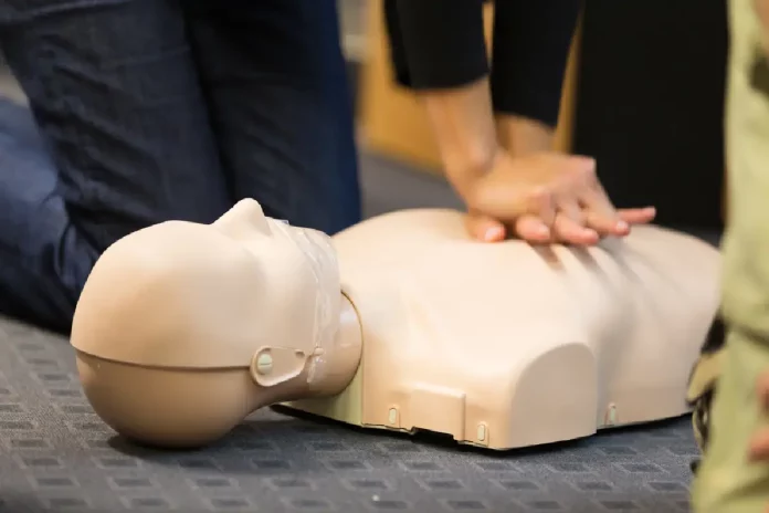 5 Practical Reasons To Get CPR Certified Online
