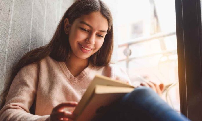 Benefits of Online Reading over Conventional Book Reading