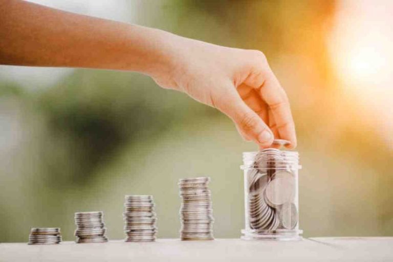 Crafting Your Path to Homeownership: Strategic Savings Tips for Your Dream House